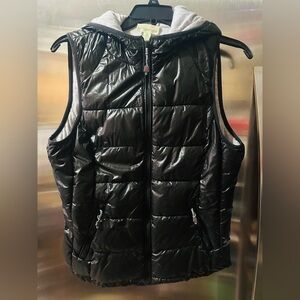 Tangerine✨🖤🩶Black and Gray Puffer Vest